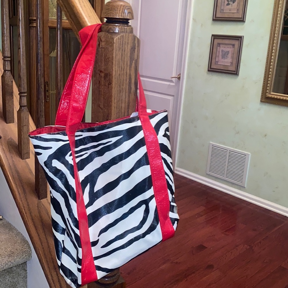 Zebra large handbag with red strap